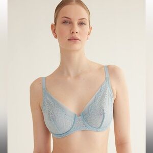 Jade Unlined Underwire Bra, R Line, New with Tag
Size 40 DD, Gray Mist